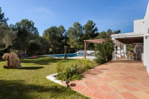 Budget Ibiza villa huren - Villa Cala Llonga - Ibiza Is Mine