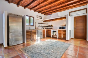 Budget Ibiza villa huren - Villa Cala Llonga - Ibiza Is Mine