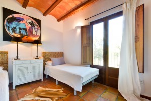 Budget Ibiza villa huren - Villa Cala Llonga - Ibiza Is Mine