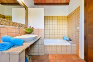 Budget Ibiza villa huren - Villa Cala Llonga - Ibiza Is Mine