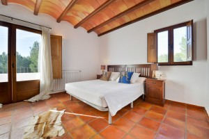 Budget Ibiza villa huren - Villa Cala Llonga - Ibiza Is Mine