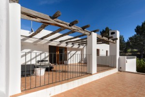 Budget Ibiza villa huren - Villa Cala Llonga - Ibiza Is Mine