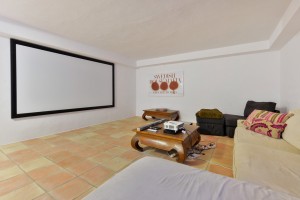 Budget Ibiza villa huren - Villa Cala Llonga - Ibiza Is Mine